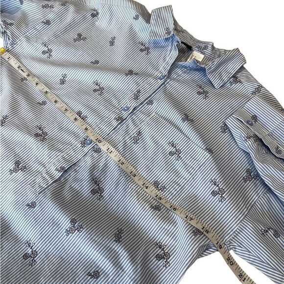 Divided H&M short tee shirt dress light blue floral stripes size 4 - Picture 14 of 16